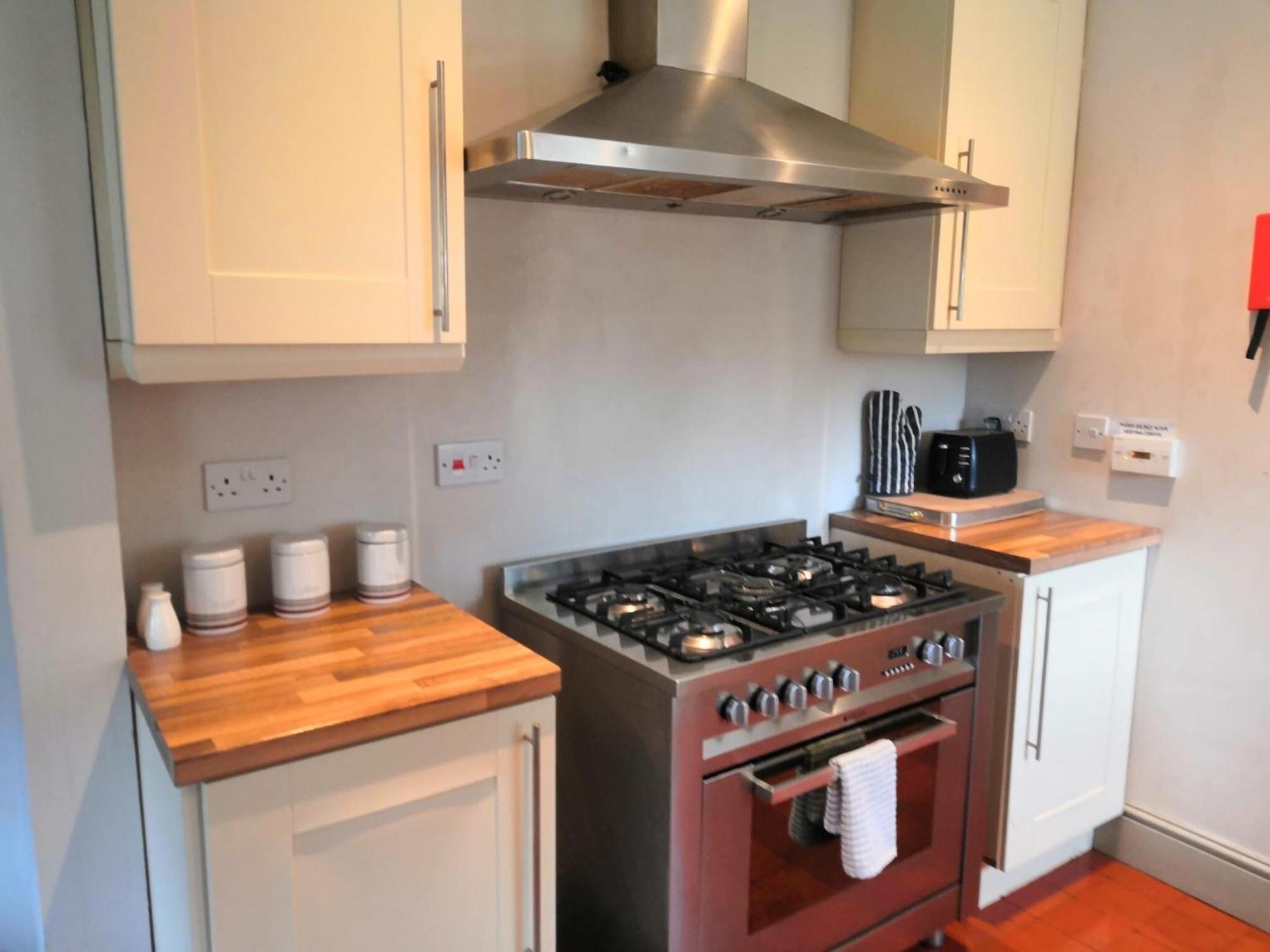 Thornton Manor - Holiday Cottages And Apartments Heswall Bilik gambar