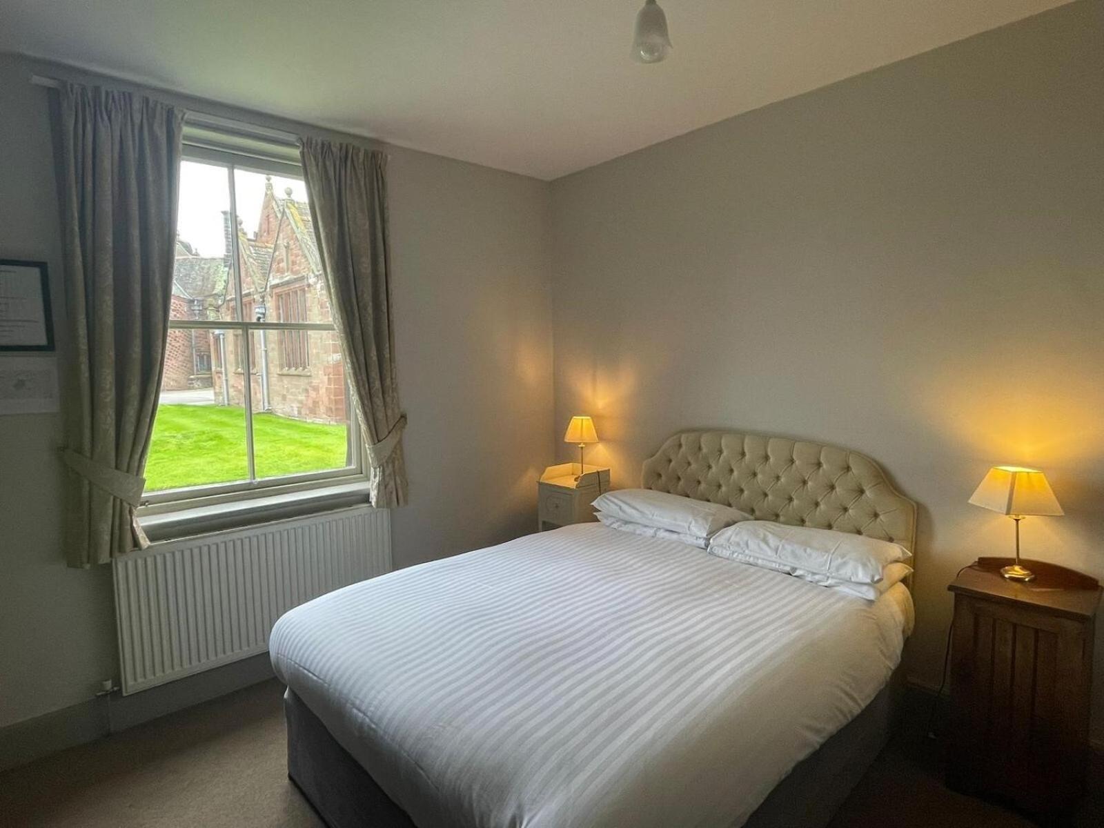 Thornton Manor - Holiday Cottages And Apartments Heswall Bilik gambar